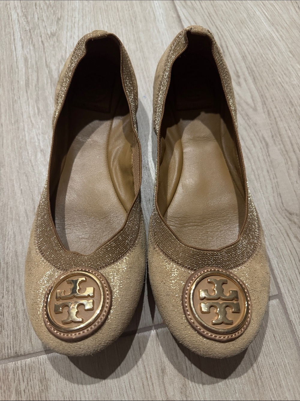 Tory Burch Caroline 2 Travel Flats in metallic gold Size 8.5